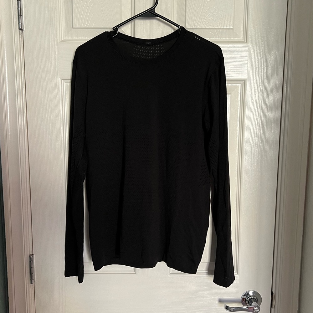 Lululemon Men’s Metal Vent Tech Breathe Long Sleeve